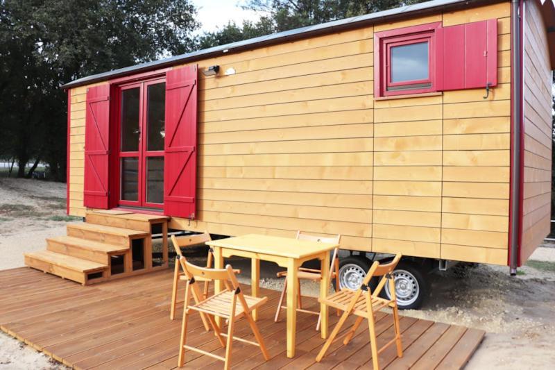 Roulottes Cocooning Au Coeur Des Landes Hotel Mées Exterior foto